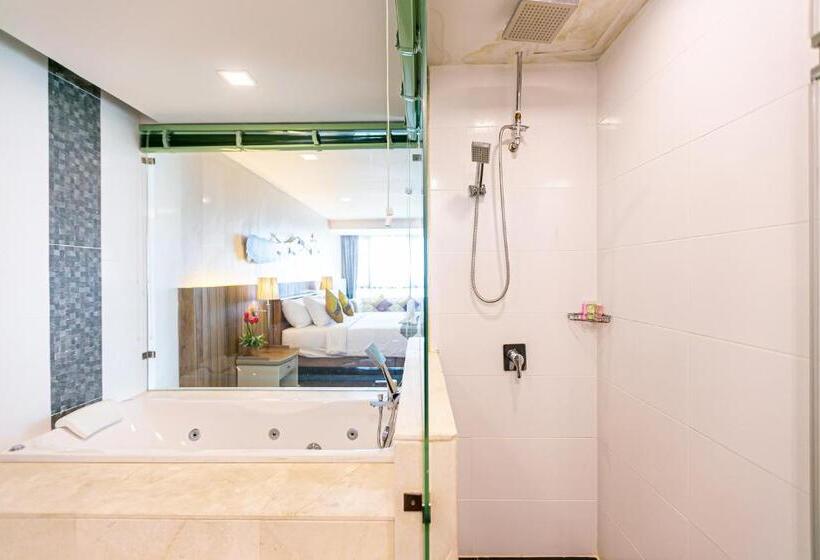 سوییت جونیور, Grand Ratchapruek