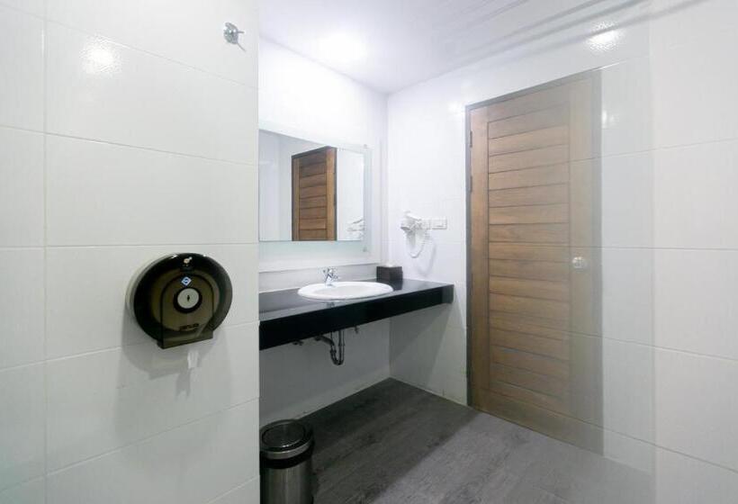 اتاق لوکس, Grand Ratchapruek