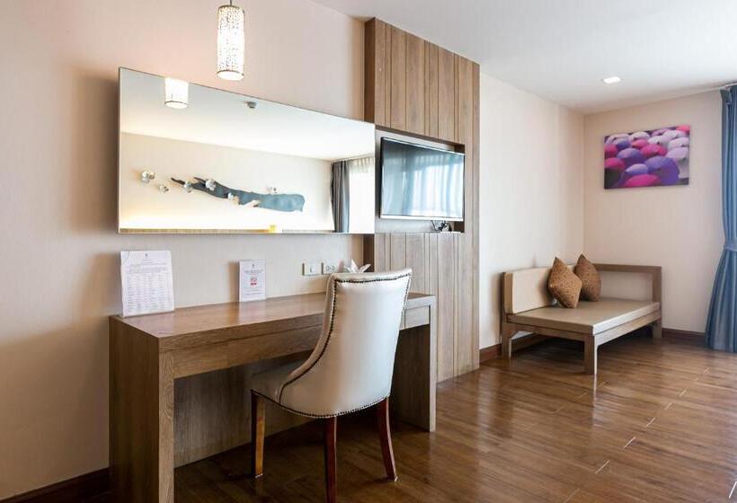 اتاق لوکس, Grand Ratchapruek