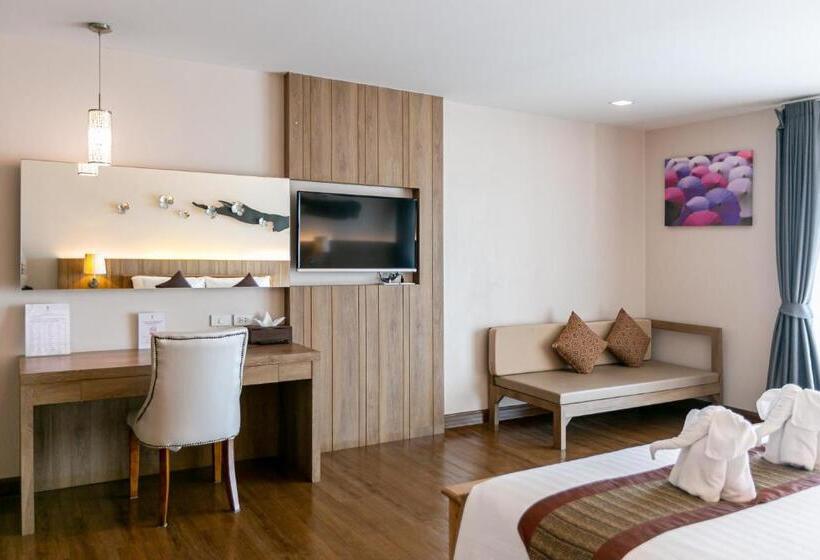 اتاق لوکس, Grand Ratchapruek