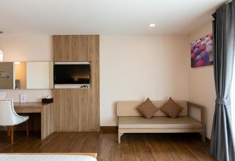 اتاق لوکس, Grand Ratchapruek