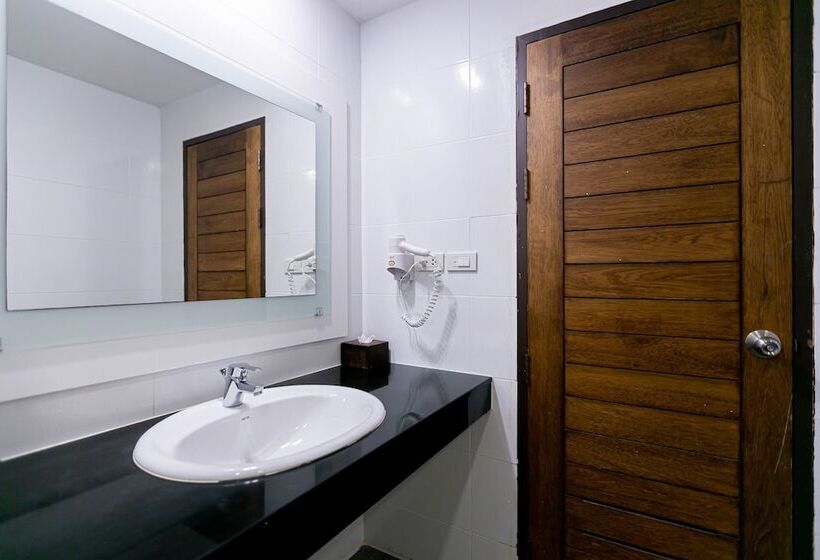 اتاق لوکس, Grand Ratchapruek