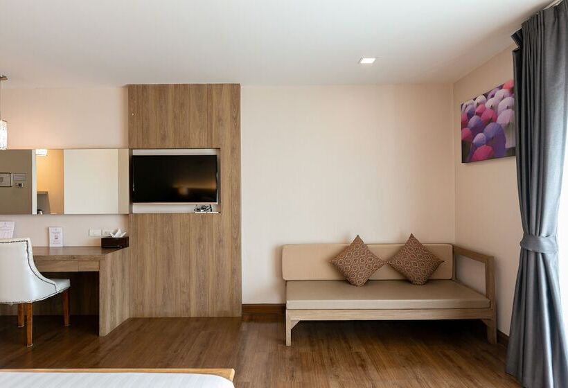 اتاق لوکس, Grand Ratchapruek