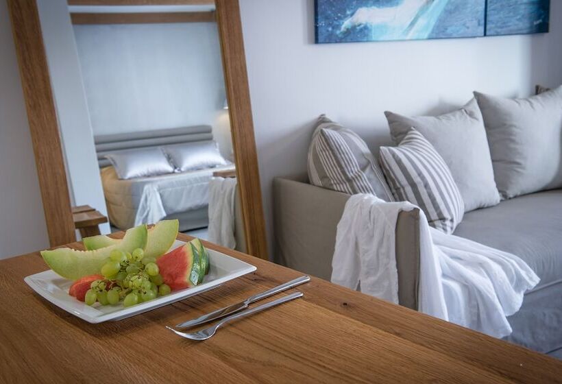 Люкс Кровать Кинг, Omiros Boutique Hotel   Adults Only