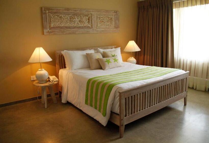 غرفة ديلوكس مطلّة علي البحر مزوَّدة بشُرفة, The Beach Boutique