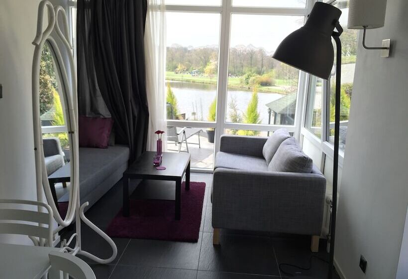 חדר סופריור לארבעה, Hostel Lakeside