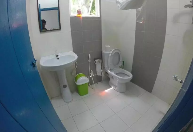 Standaardkamer met Balkon, Kandy Backpackers Hostel