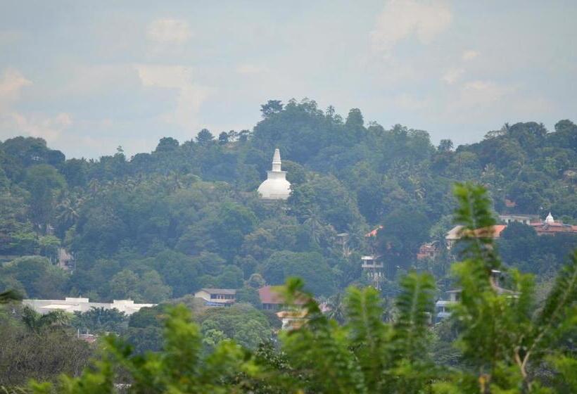 Pokój Standard z Balkonem, Kandy Backpackers Hostel