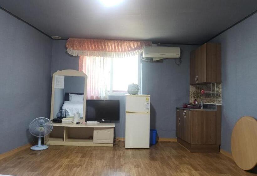 Quarto Superior, Songwol Park
