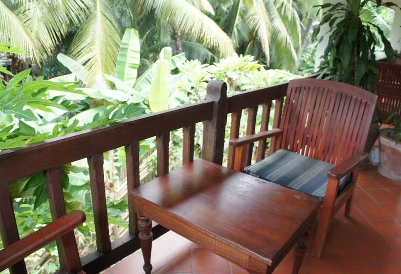 غرفة قياسية, Villa Sayada