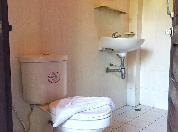 غرفة قياسية, Villa Sayada