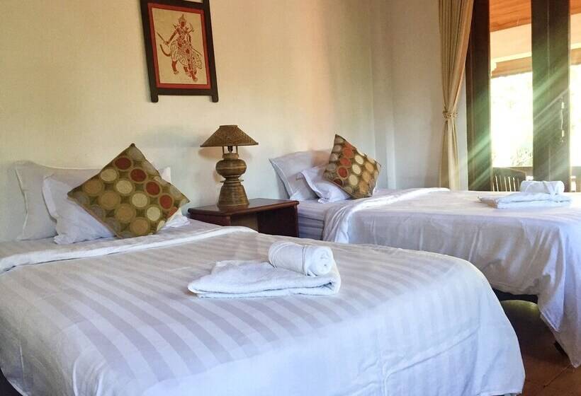 غرفة قياسية, Villa Sayada