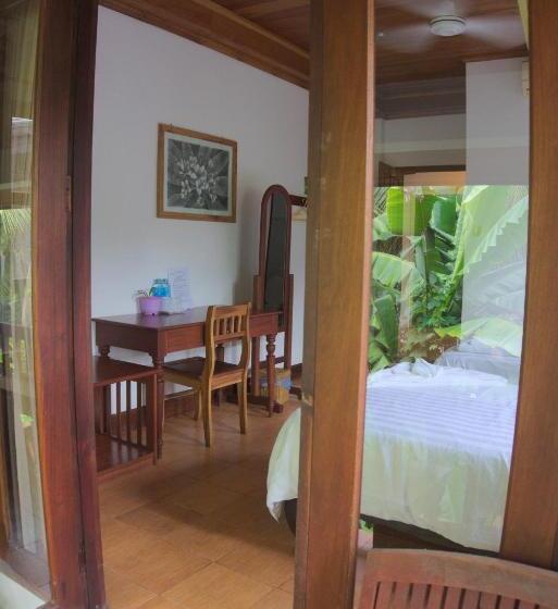 غرفة قياسية, Villa Sayada