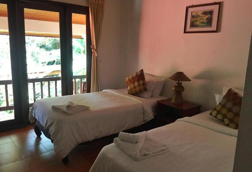 غرفة قياسية, Villa Sayada