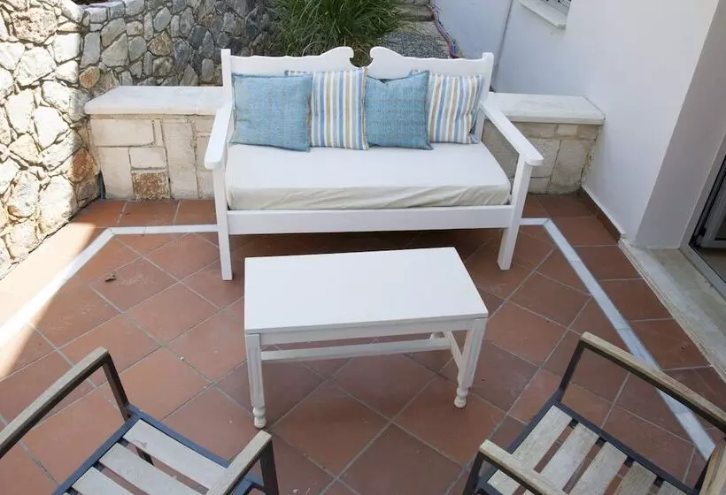 Appartement 1 Chambre avec Terrasse, Troulakis Beach