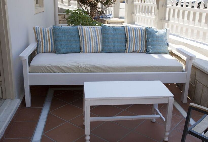 2ベッドルームアパートメント, Troulakis Beach