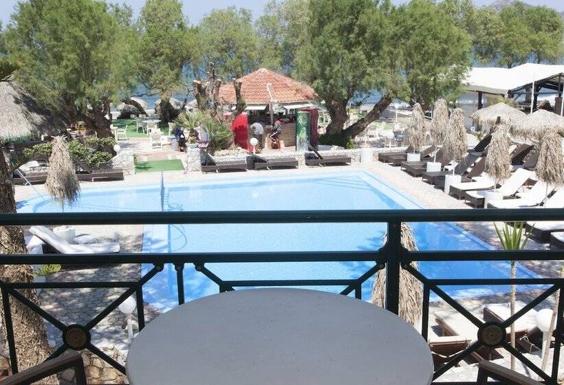 海の見える1ベッドルームアパートメント, Troulakis Beach