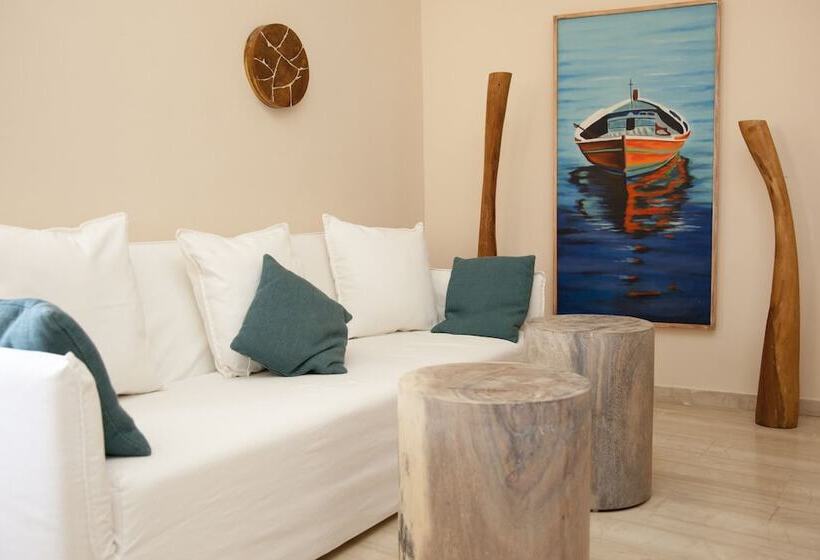 海の見える1ベッドルームアパートメント, Troulakis Beach