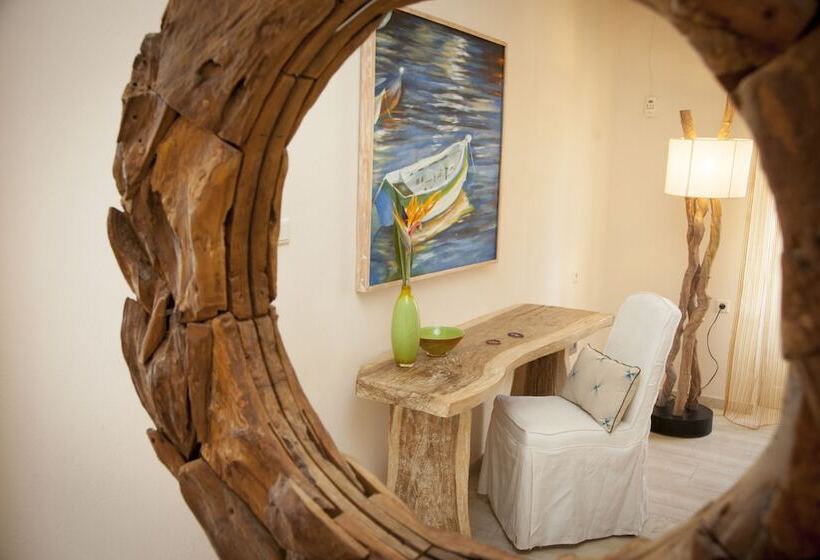 海の見える1ベッドルームアパートメント, Troulakis Beach