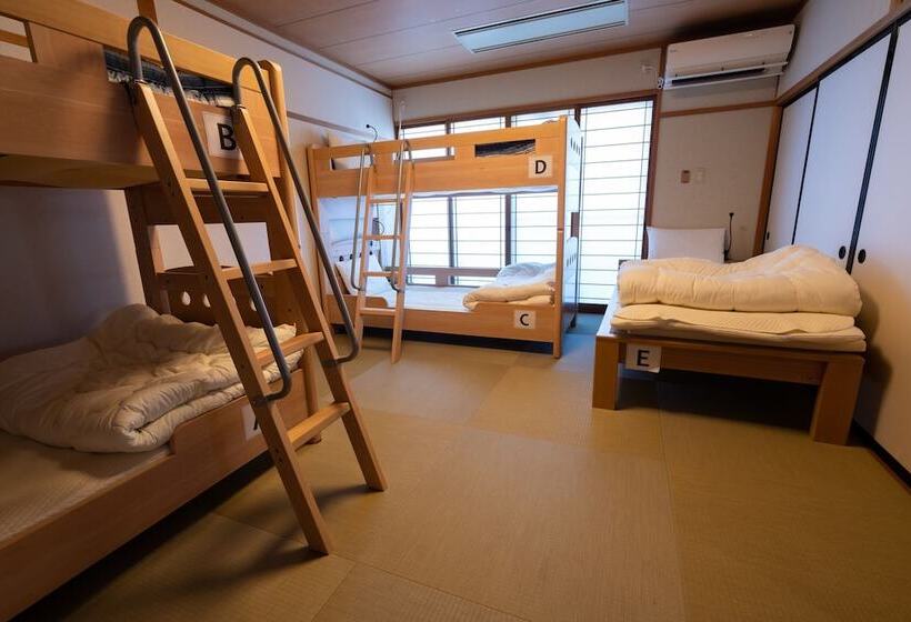 Семейный Номер Совместный Санузел, Guest House Ouka