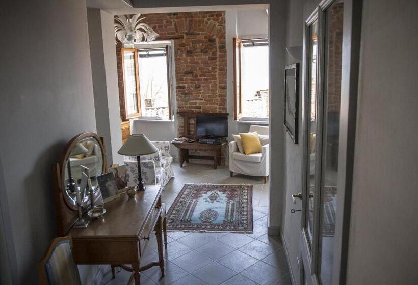 سوئیت با چشم‌انداز, Casina Mazzuoli