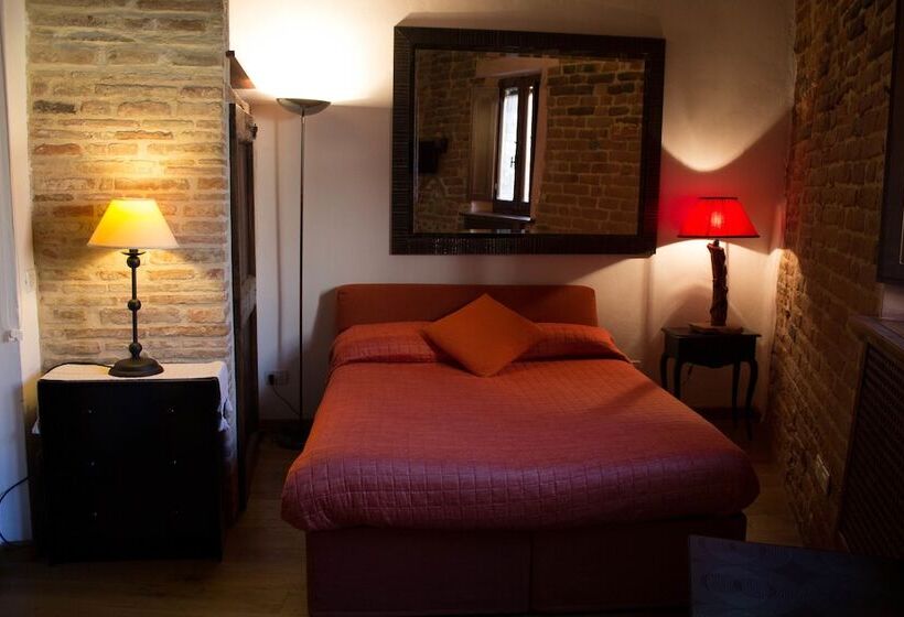 سوییت, Casina Mazzuoli