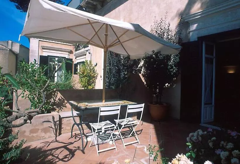 سوییت, L Orangerie Di Cartia Giovanni