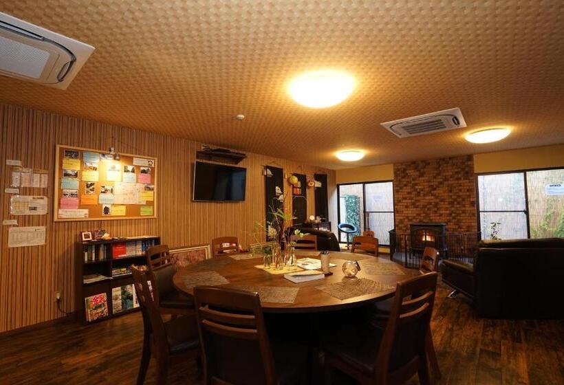Семейный Номер Совместный Санузел, Guest House Ouka
