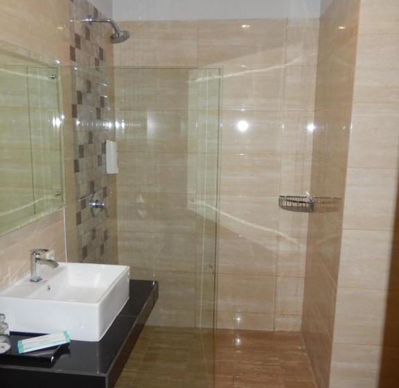 חדר דלוקס, Grand Amira