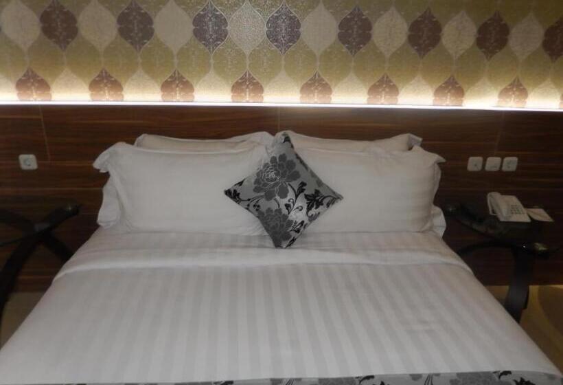 חדר דלוקס, Grand Amira