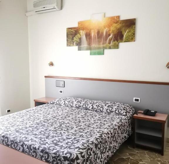 חדר סטנדרט, H&l