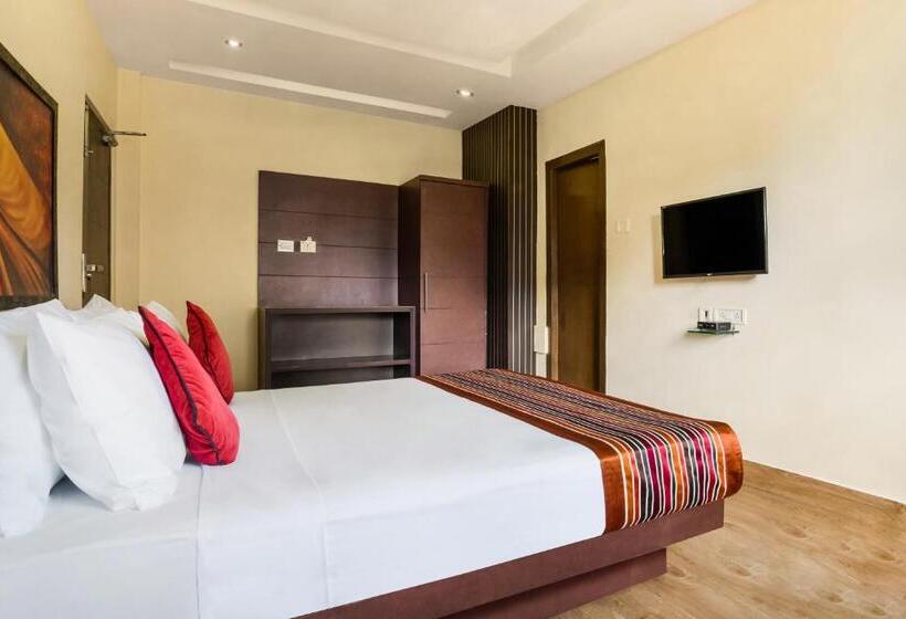 اتاق خانوادگی, Mount Embassy