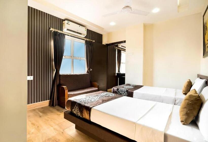 اتاق خانوادگی, Mount Embassy