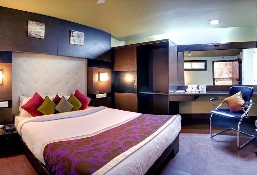 اتاق لوکس, Mount Embassy