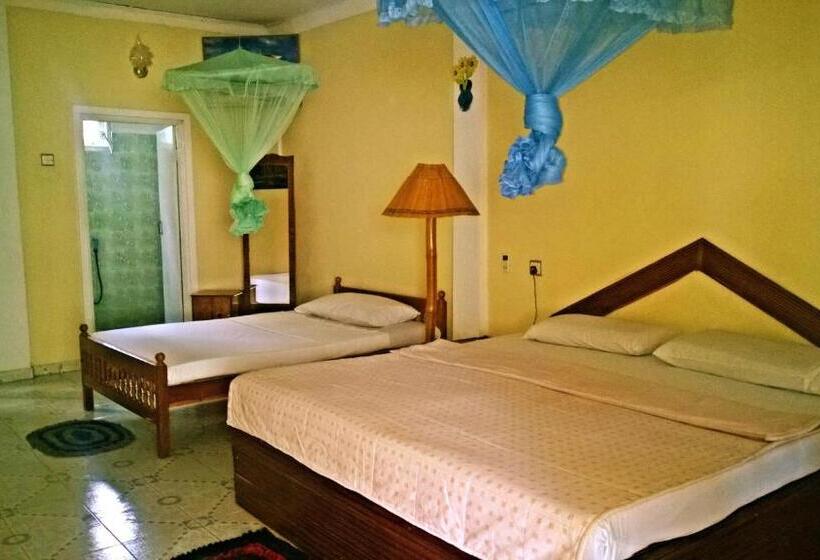 Номер Стандарт Трехместный, Sigiri Holiday Inn