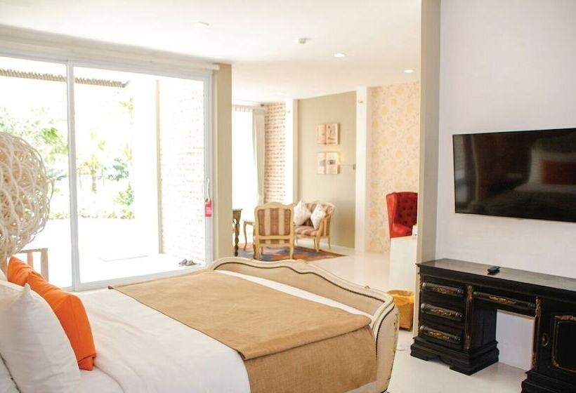 デラックススイート, Summer Luxury Beach Resort & Spa