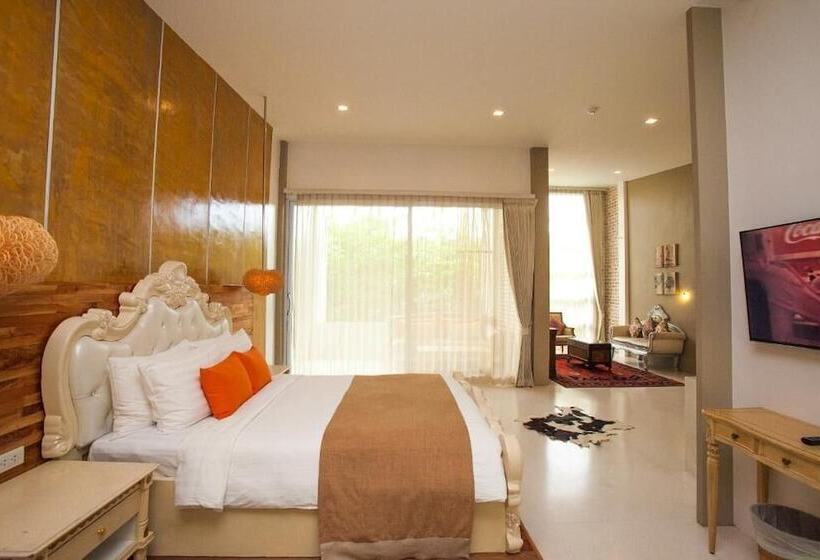 デラックススイート, Summer Luxury Beach Resort & Spa