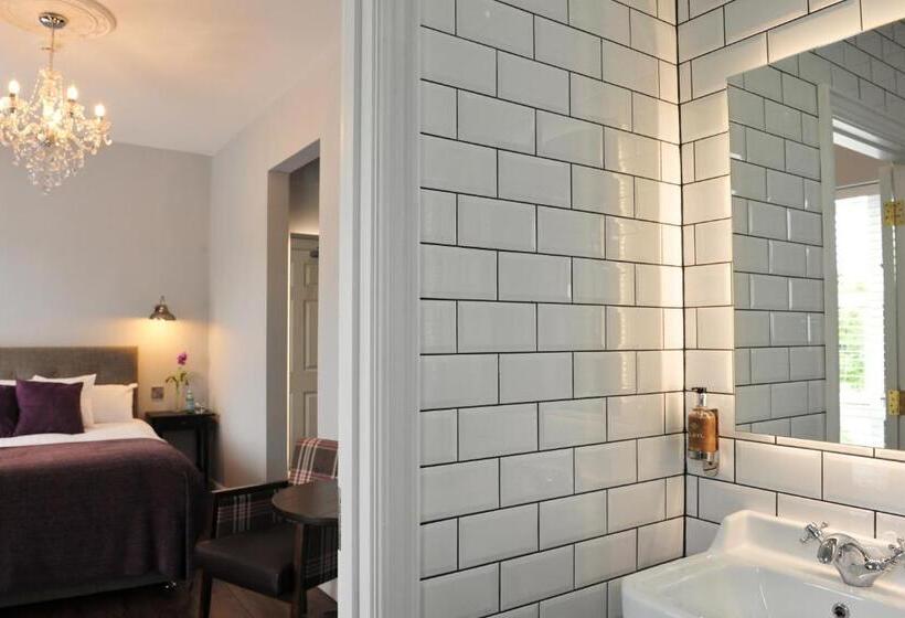 اتاق لوکس با تخت بزرگ, The Gateway Lodge