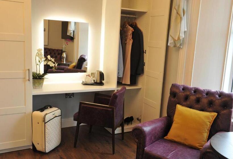 اتاق لوکس با تخت بزرگ, The Gateway Lodge