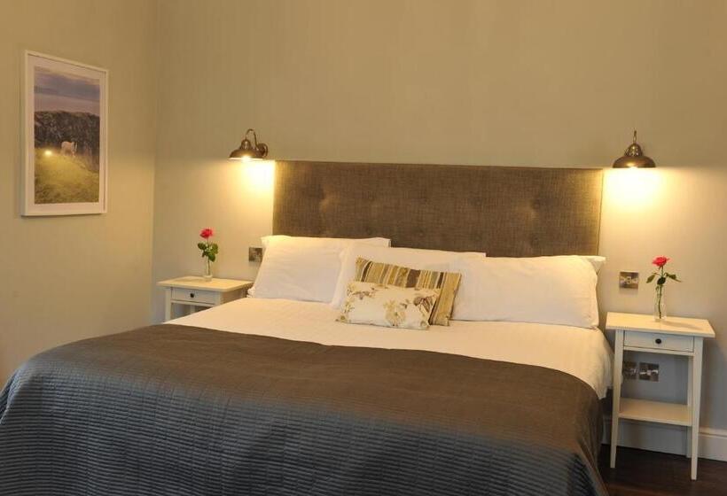 اتاق لوکس با تخت بزرگ, The Gateway Lodge