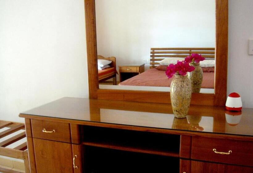 Номер Deluxe, Le Grand Meaulnes