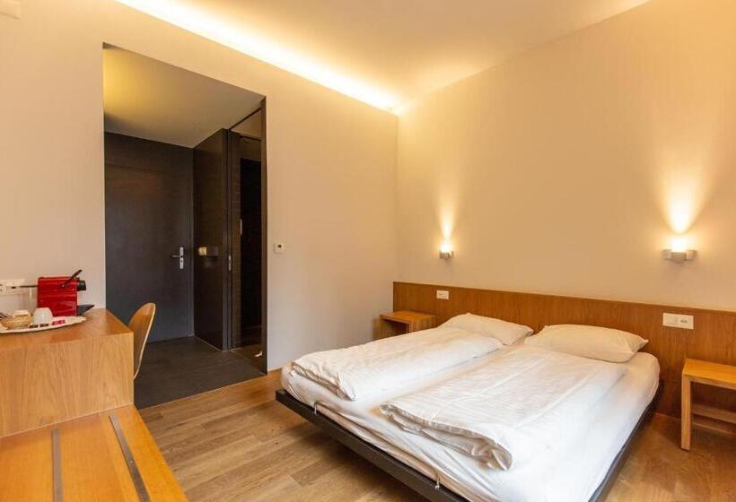 스탠다드 룸, By Hyve Basel