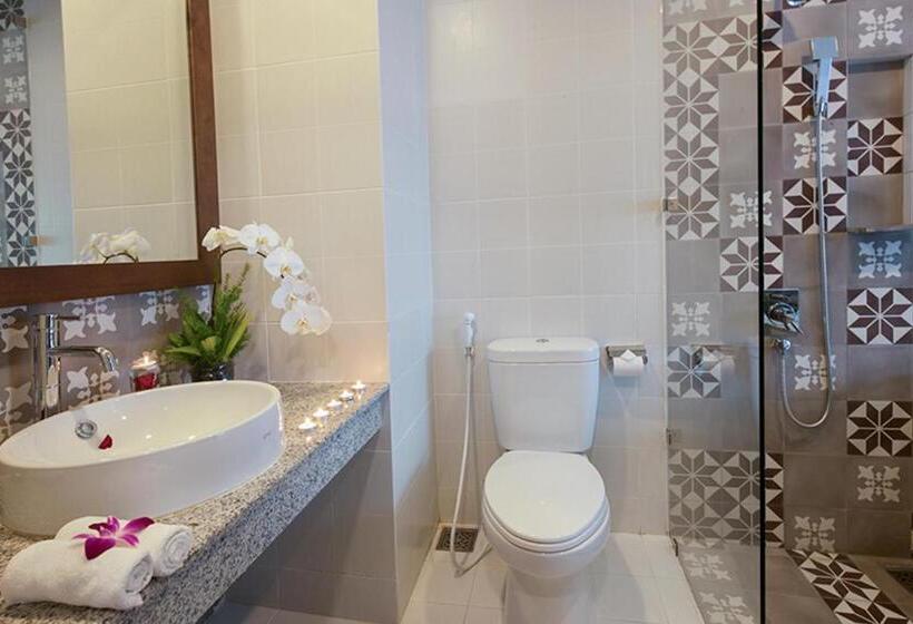 Deluxe room with river view, Ben Tre Riverside Resort