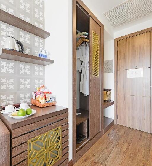 Deluxe room with river view, Ben Tre Riverside Resort