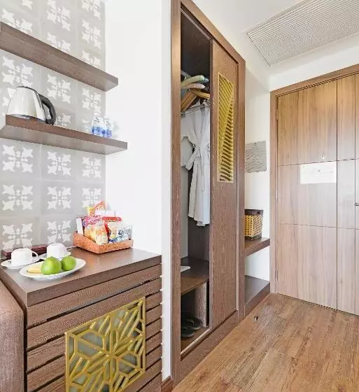 Deluxe room with river view, Ben Tre Riverside Resort