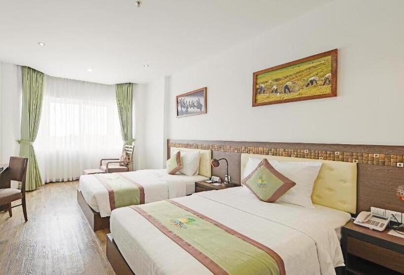 Deluxe room with river view, Ben Tre Riverside Resort