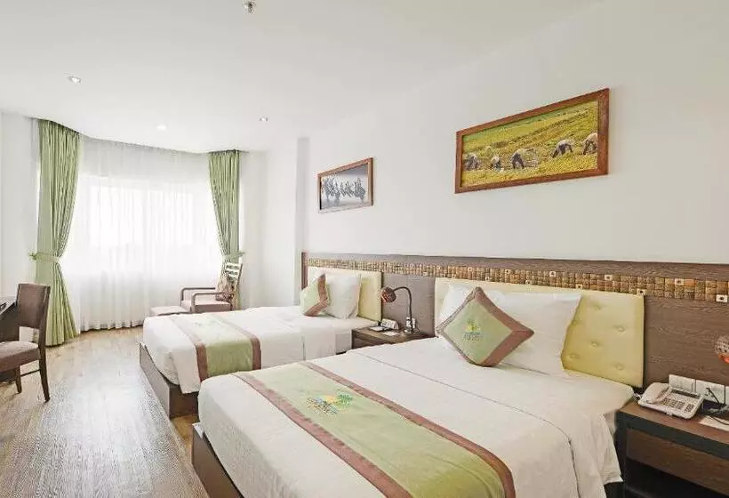 Deluxe room with river view, Ben Tre Riverside Resort
