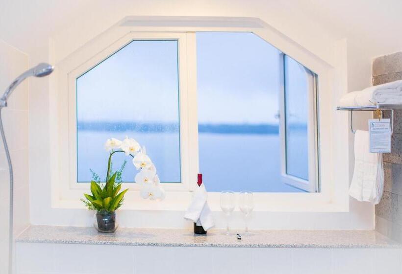 سوییت اجرایی, Ben Tre Riverside Resort