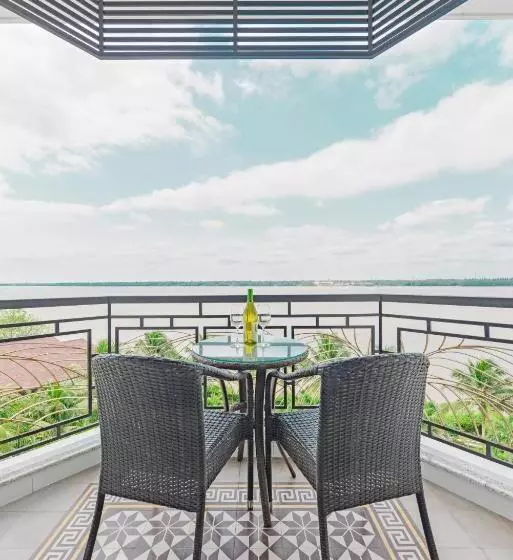 اتاق لوکس, Ben Tre Riverside Resort