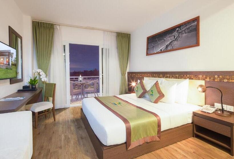 اتاق سوپریور با چشمانداز شهر, Ben Tre Riverside Resort